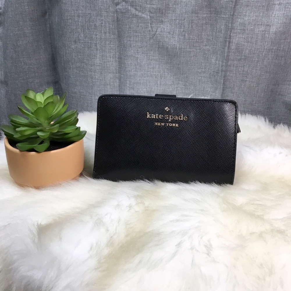 Kate Spade Wallet - Picture 11 of 11